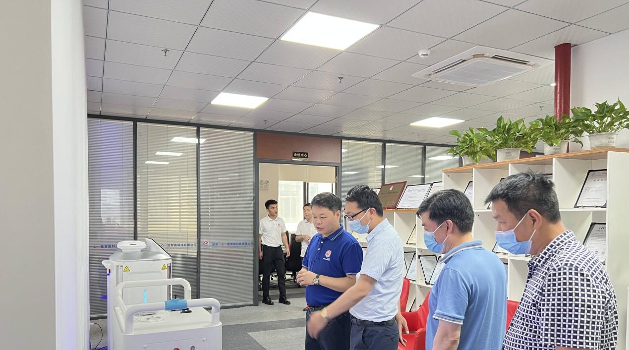 Leaders from Shishou City, Hubei Province Visited One Heart On Medical Intelligence(图2)